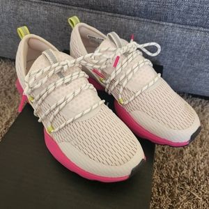 Sorel Kinetic Impact Lace Sneakers size 8